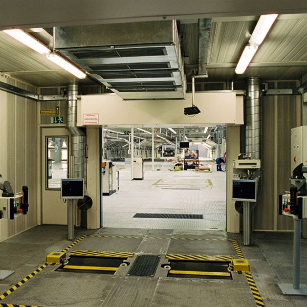automotive-acoustic-testing-bmw-f14853a0