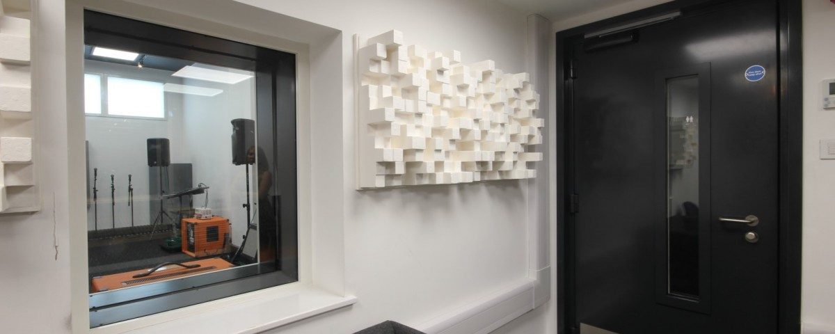 Acoustic door